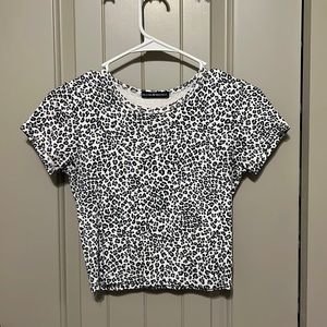 Brandy Melville blue cheeta print cropped short sleeve shirt